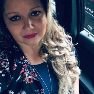 Meet your Posher, Krystle